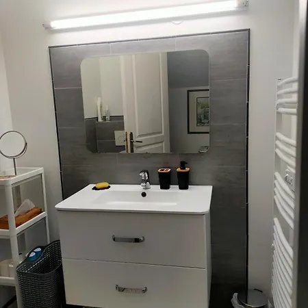 Le D'isa Lejlighed Montfarville